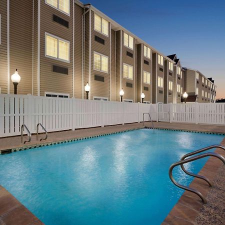 Hotel Super 8 By Wyndham San Antonio Airport North Exterior foto