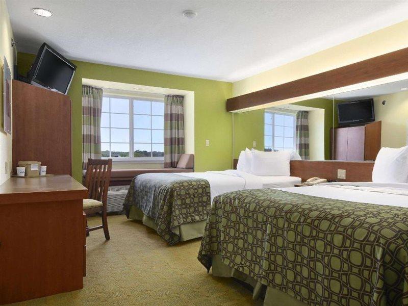Hotel Super 8 By Wyndham San Antonio Airport North Exterior foto